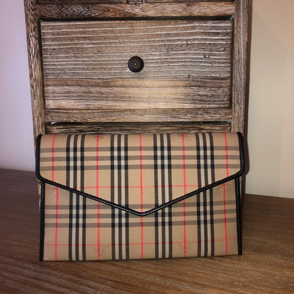 Burberry Handbags - Burberry 1983 Check Cotton Leather Envelope Clutch